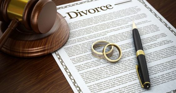 طلاق توافقی ۱۰ روزه در کرج: مراحل، هزینه‌ها و انتخاب بهترین وکیل